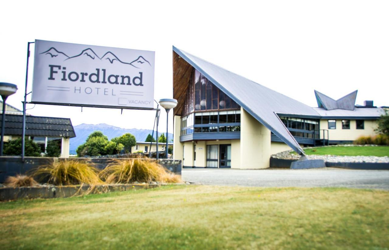 Fiordland Hotel Te Anau Exterior photo