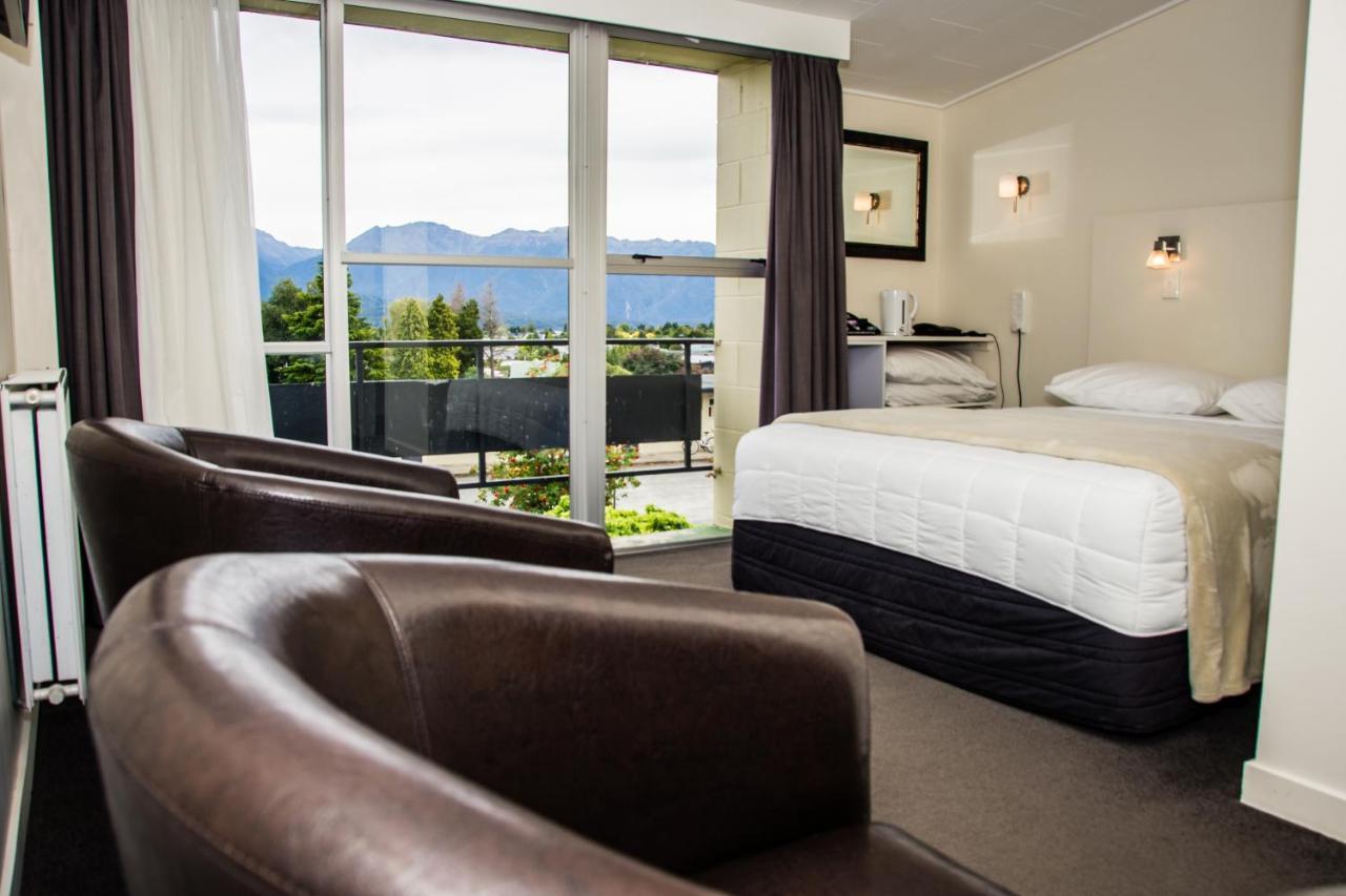 Fiordland Hotel Te Anau Exterior photo