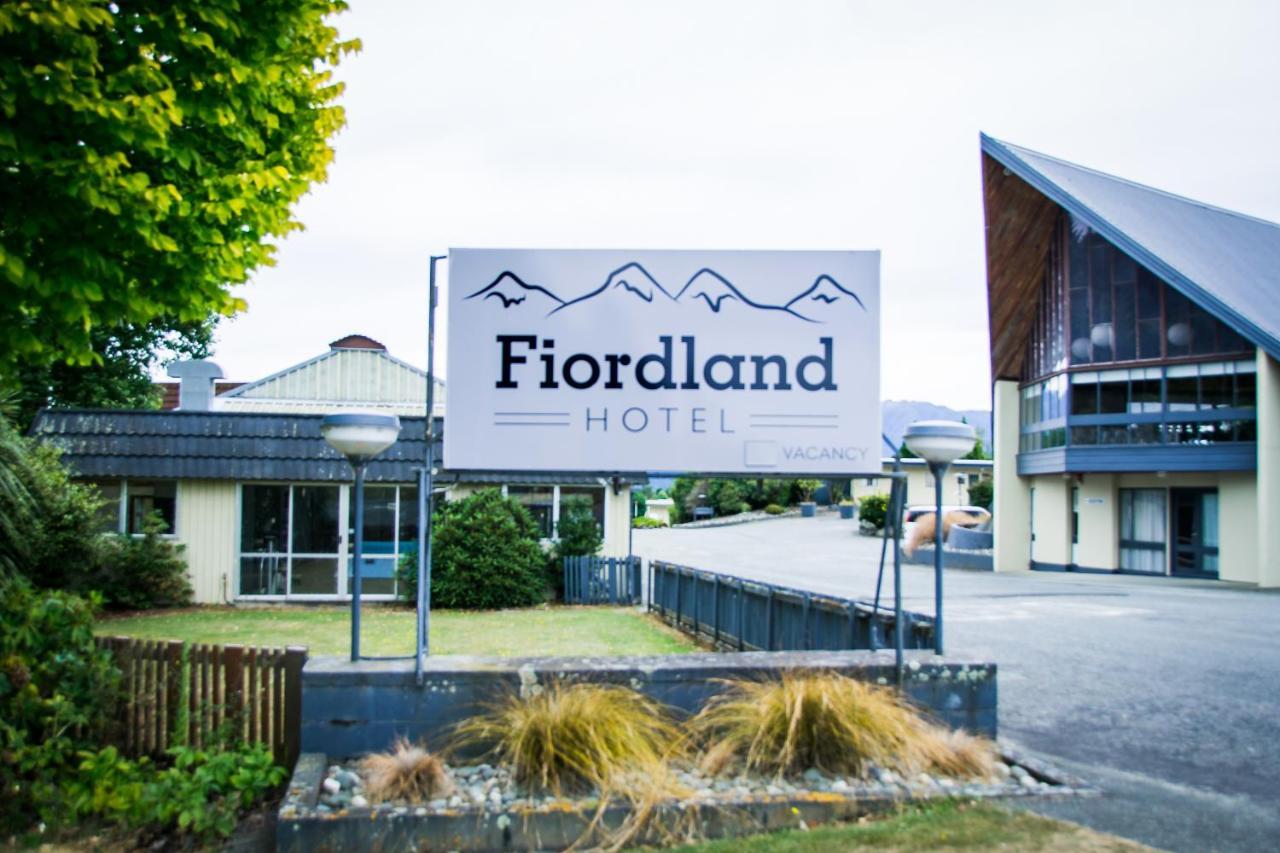 Fiordland Hotel Te Anau Exterior photo