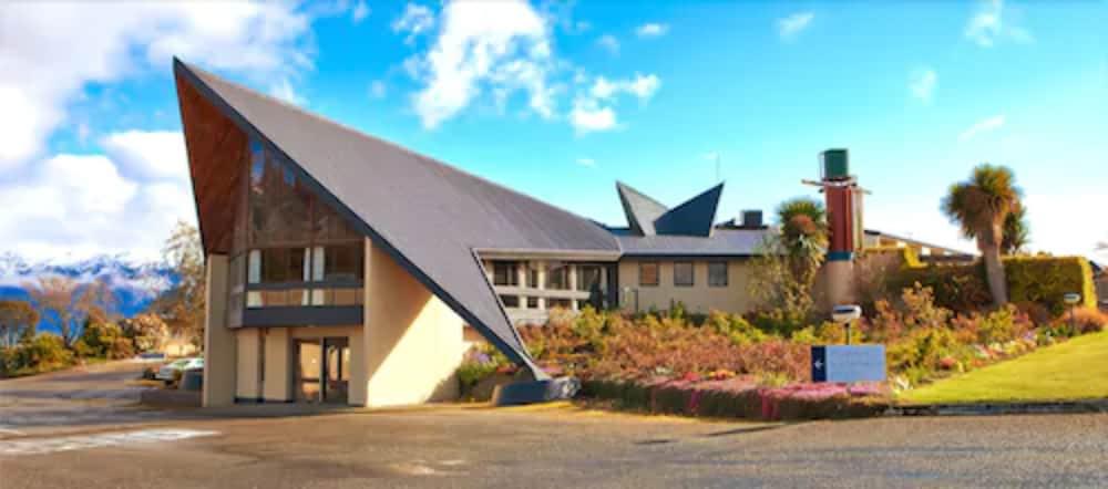 Fiordland Hotel Te Anau Exterior photo